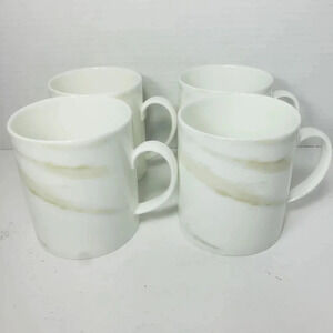 Wedgewood Vera Wang Vera Venato Imperial  set ot 4 Coffee Mugs.